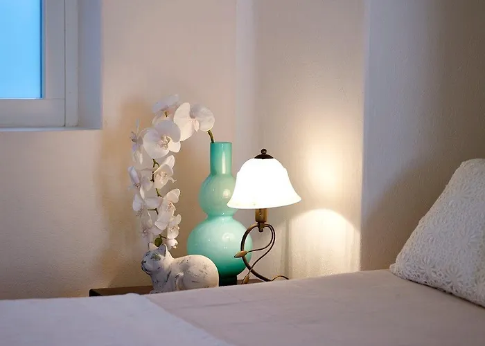 Mirabo (adults Only) Firostefani