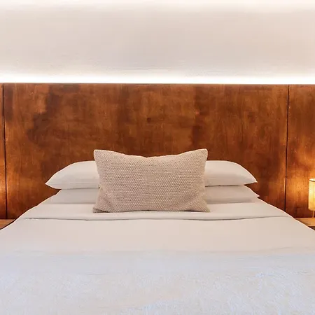 Mirabo (adults Only) Firostefani